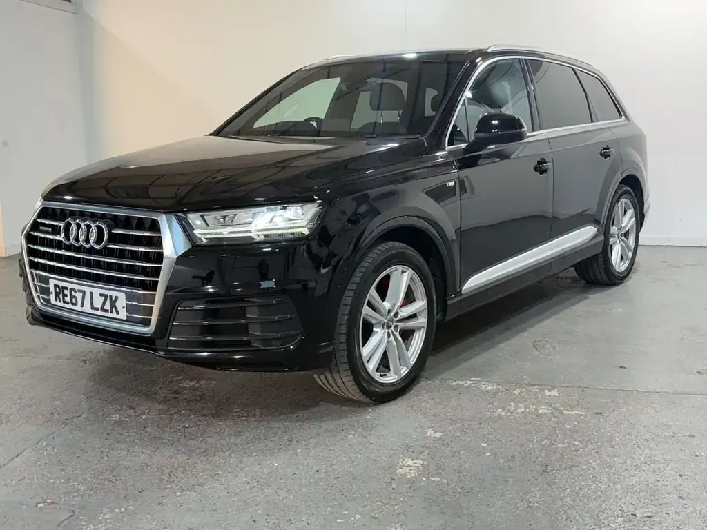 Used Audi Q7 S-Line 218 HP (160 kW) 2017 Black SUV