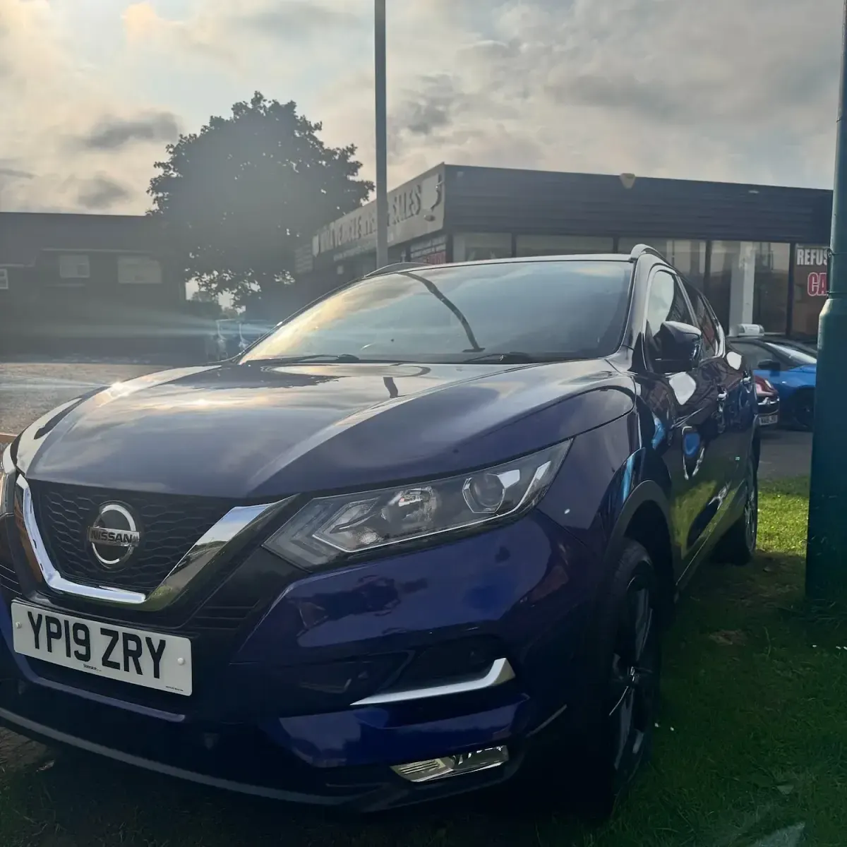 Used Nissan Qashqai N-Connecta 115 HP (84 kW) 2019 Blue SUV