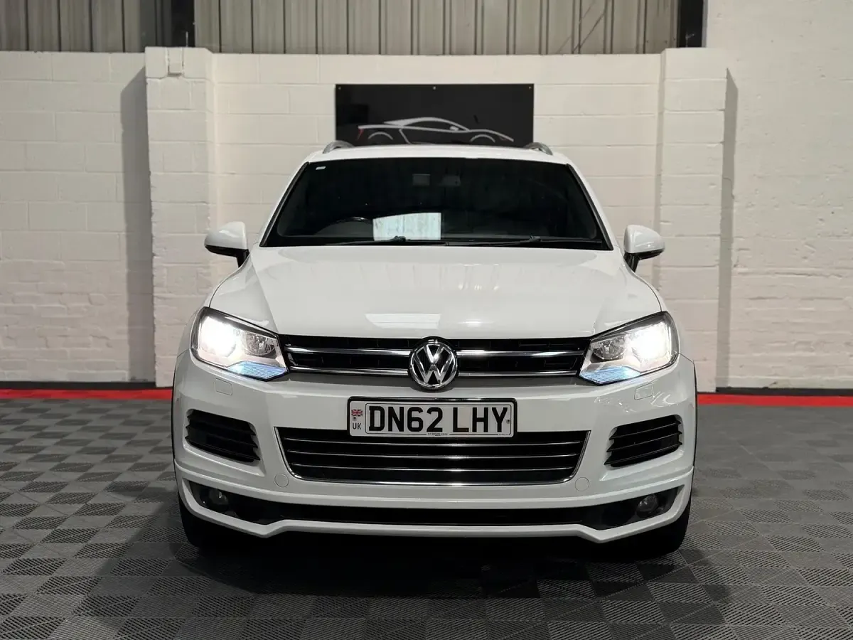 Used VW Touareg 2012 White SUV