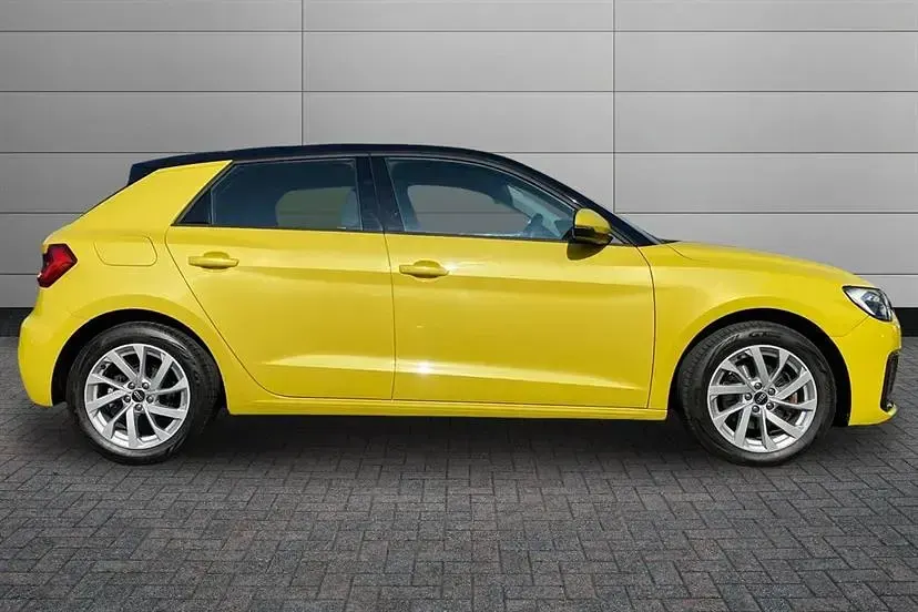 Gebraucht Audi A1 Sport 110 PS (80 kW) 2023 Schwarz SUV