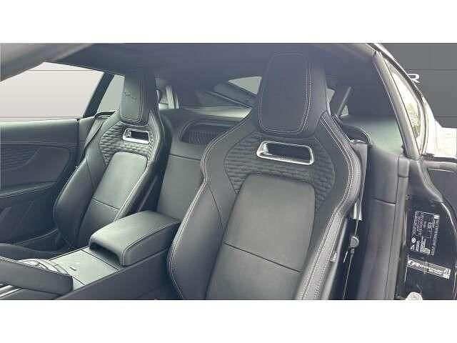 Usado Jaguar F-Type R-Dynamic 300 HP (220 kW) 2022 Preto Coupé