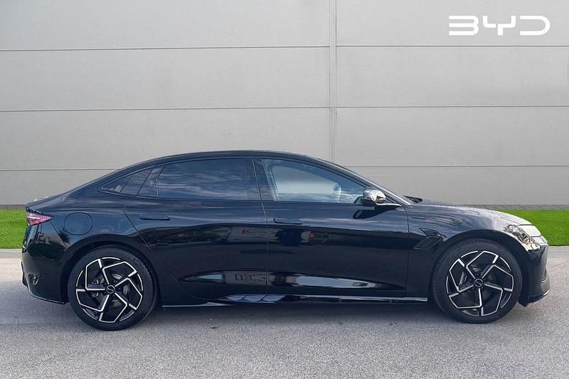 Used BYD Seal Design 150 kW (204 HP) 2024 Black Sedan