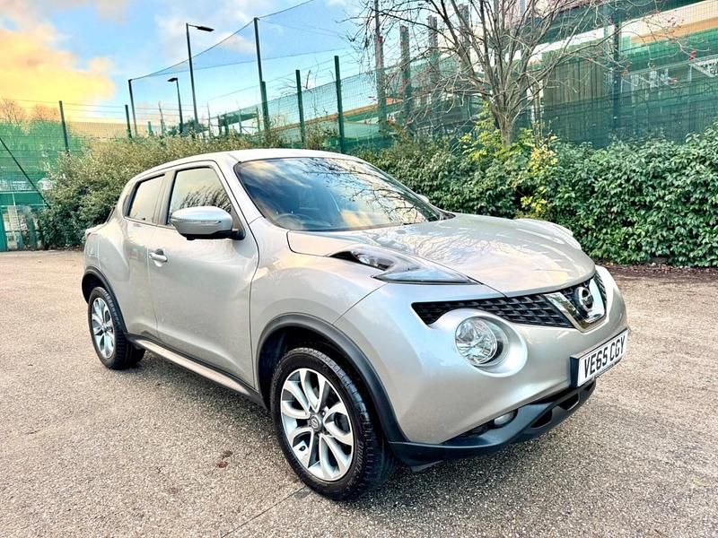Silver Used 2015 Nissan Juke Tekna SUV | £5,249 (A bit pricey) - Image 1/4