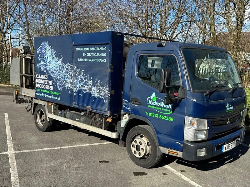 Used Mitsubishi Canter 2019 Blue Pickup