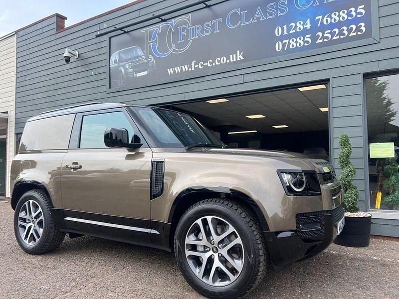 Gold New 2025 Land Rover Defender HSE Dynamic SUV | £68,490 - Image 1/4