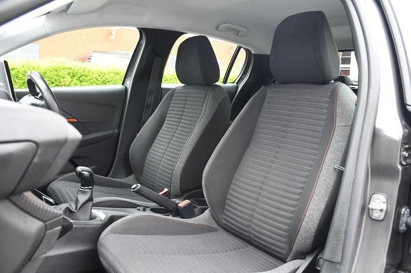 Used Peugeot 208 Active 74 HP (54 kW) 2020 Grey Hatchback