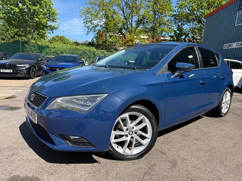 Used Seat Leon SE Dynamic 2017 Blue Hatchback