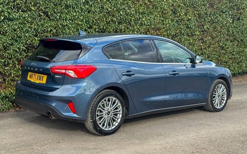 Used Ford Focus Titanium X 155 HP (114 kW) 2021 Blue Hatchback