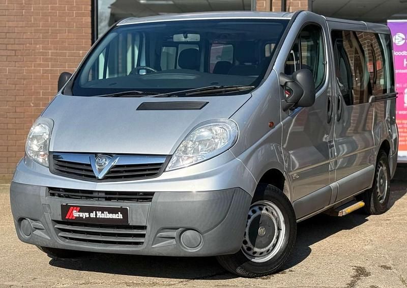 Used Vauxhall Vivaro 90 HP (66 kW) 2013 Silver MPV