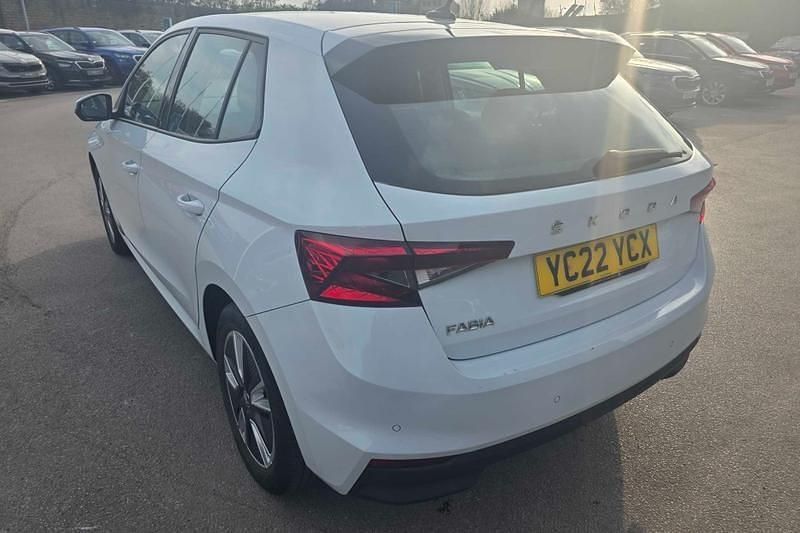 Used Skoda Fabia Comfort 70 HP (51 kW) 2022 White Hatchback