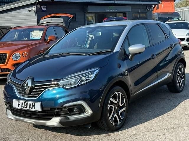 Used Renault Captur Dynamique 120 HP (88 kW) 2018 Blue/silver SUV