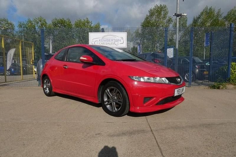 Red Used 2011 Honda Civic Type S Hatchback | £3,695 (A bit pricey) - Image 1/4