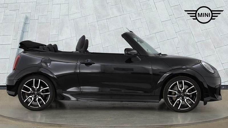 Used Mini Cooper 147 kW (201 HP) 2025 Black Hatchback