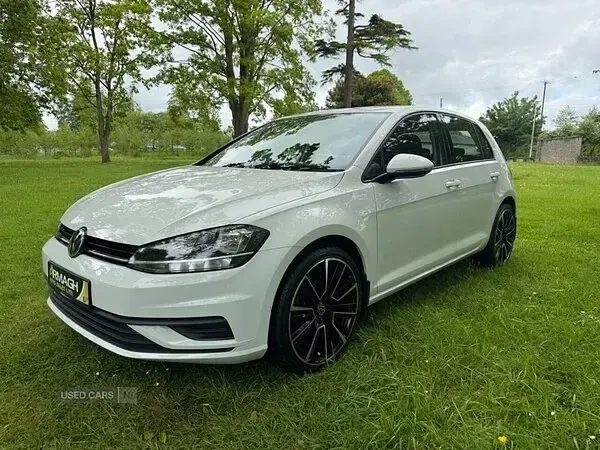 Used VW Golf VII S 115 HP (84 kW) 2018 White Hatchback