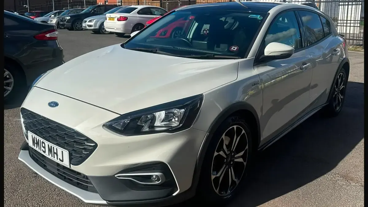 Used Ford Focus Active X 120 HP (88 kW) 2019 White Hatchback