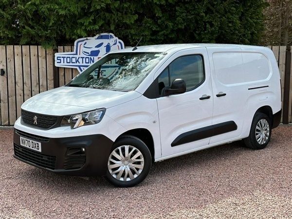 White Used 2020 Peugeot Partner MPV | £9,594 (Fair price) - Image 1/1