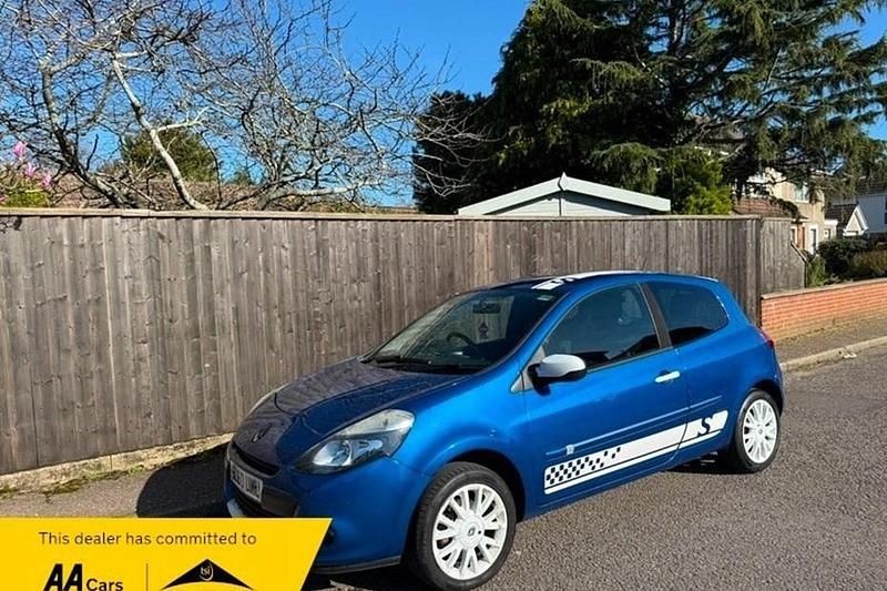 Used Renault Clio II 2010 Blue Hatchback