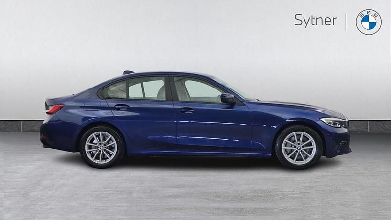 Used BMW 330e Sport Line 288 HP (211 kW) 2019 Blue