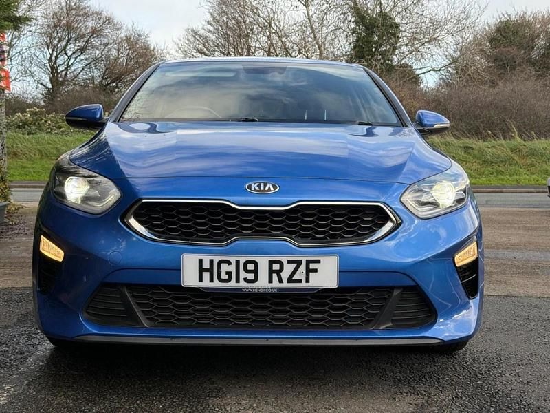 Used Kia Ceed 2019 Blue Hatchback