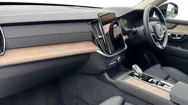 Używany Volvo XC90 Plus 449 KM (330 kW) 2026 SUV