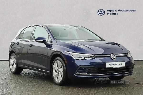 Used VW Golf VII Style 130 HP (95 kW) 2021 Blue Hatchback