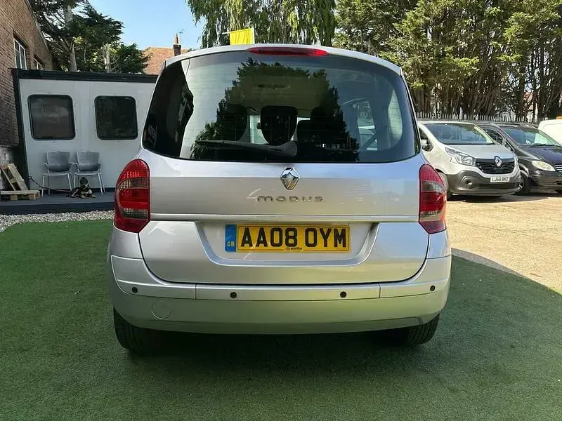 Used Renault Modus Dynamique 112 HP (82 kW) 2008 Silver MPV