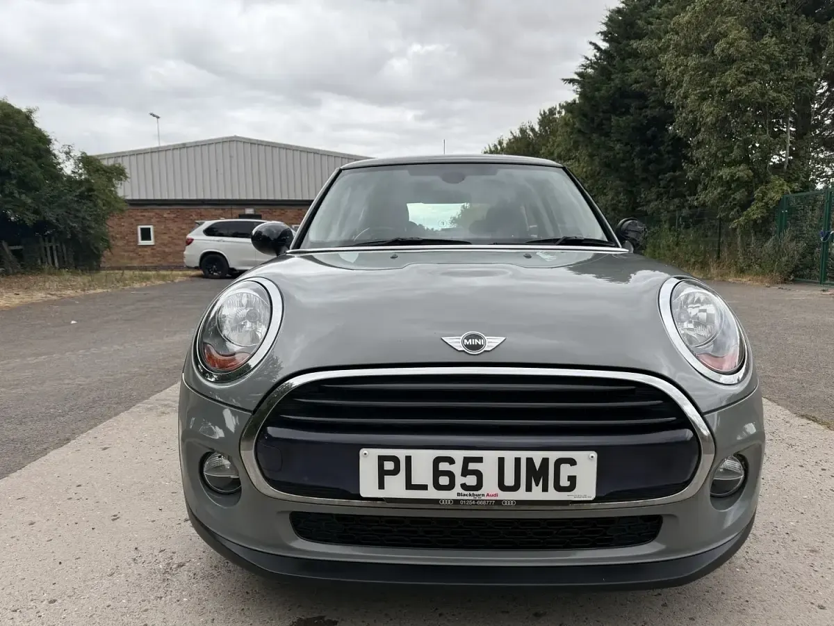 Used Mini Cooper Hatch 136 HP (100 kW) 2015 Grey Hatchback
