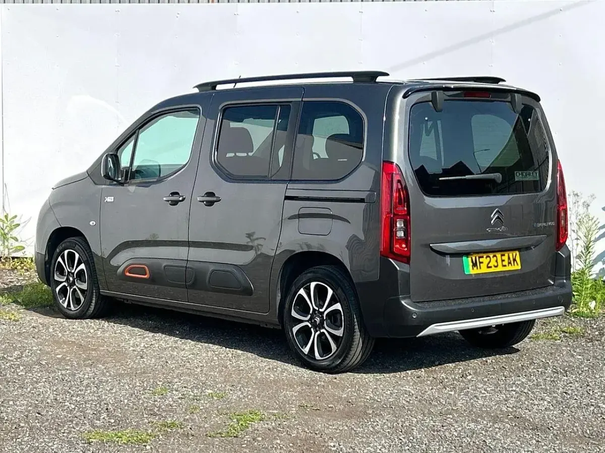 Used Citroën Berlingo XTR 98 kW (134 HP) 2023 Grey MPV