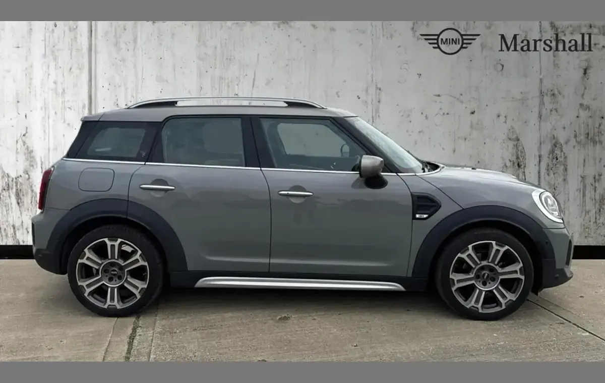 Used Mini Cooper Countryman Exclusive 134 HP (98 kW) 2022 Grey SUV