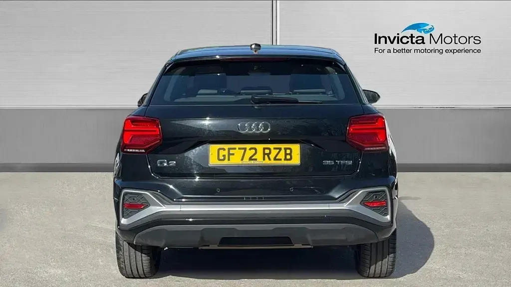 Begagnad Audi Q2 S-Line 150 HK (110 kW) 2022 Svart SUV