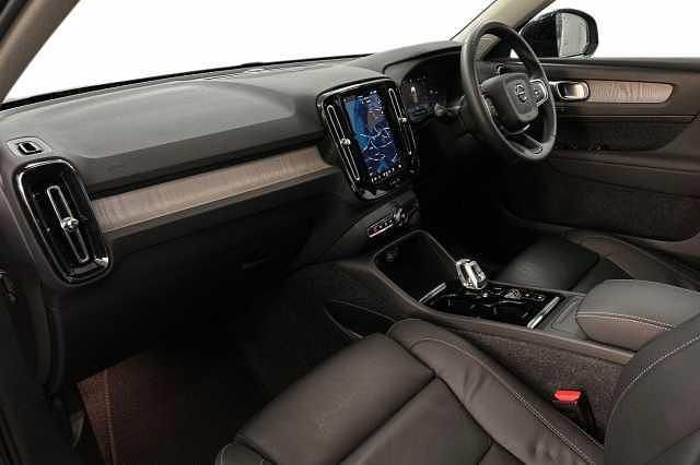 Used Volvo XC40 Ultra 161 HP (118 kW) 2025 SUV