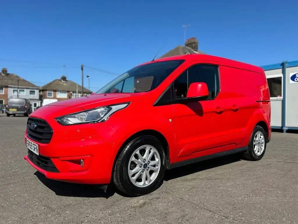 Used Ford Transit Connect Limited 120 HP (88 kW) 2019 Red MPV