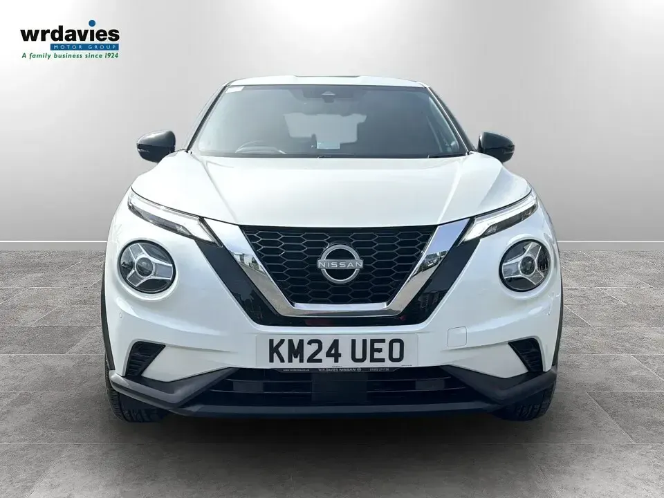Used Nissan Juke N-Connecta 114 HP (83 kW) 2024 Pearl white SUV