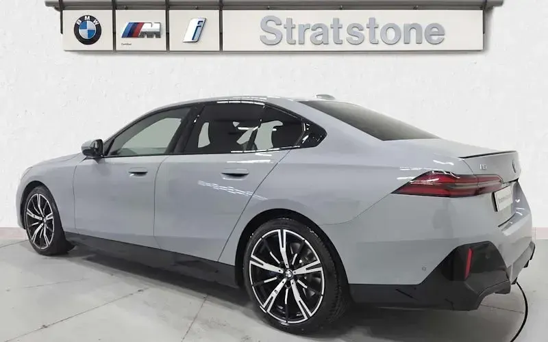 Used BMW i5 M Sport 250 kW (340 HP) 2025 Grey Sedan