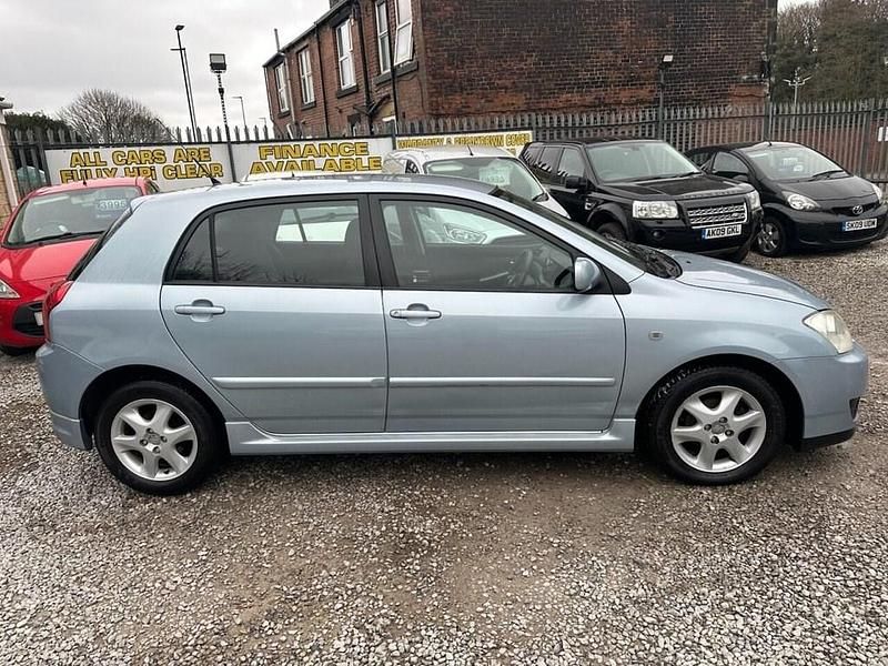 Used Toyota Corolla 109 HP (80 kW) 2006 Blue Hatchback