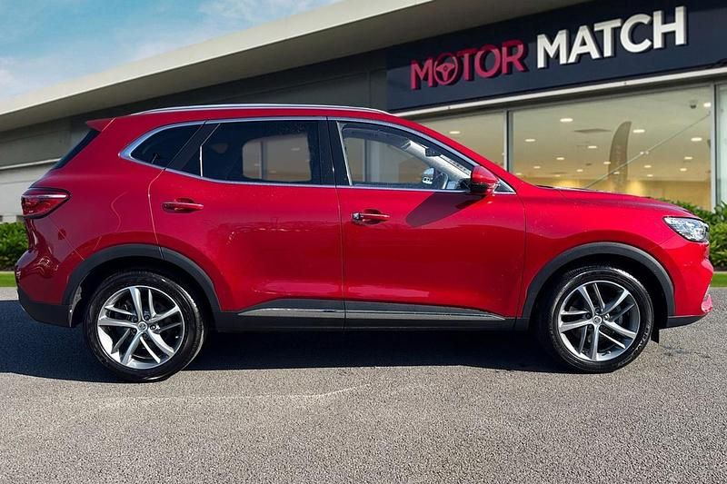 Used MG HS Exclusive 162 HP (119 kW) 2023 Red SUV