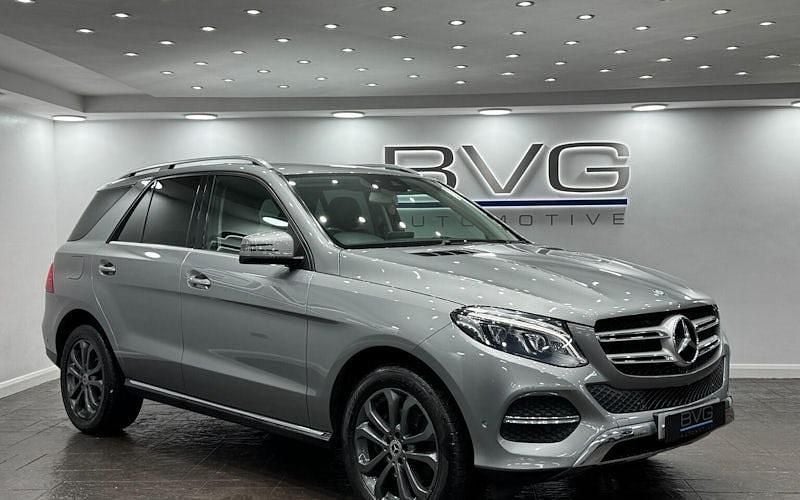 Used 2017 Mercedes E250 Estate | £14,994 (Good price) - Image 1/2