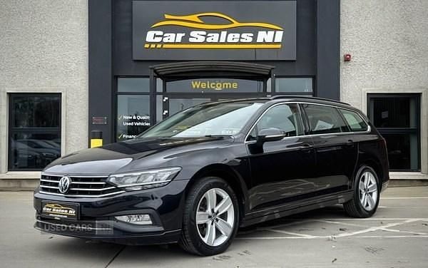 Usado VW Passat SE 150 HP (110 kW) 2020 Preto Carrinha