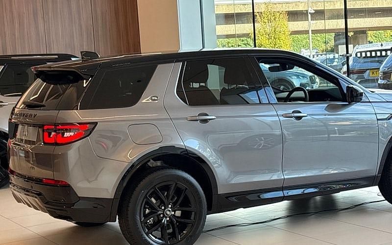 New 2024 Land Rover Discovery Sport SE Dynamic SUV | £54,420 (A bit pricey) - Image 1/4