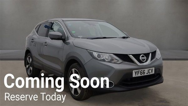 Grey Used 2017 Nissan Qashqai N-Connecta SUV | £8,249 (Good price) - Image 1/1