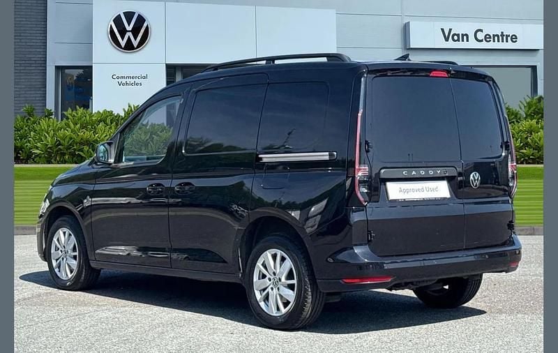 Used VW Caddy Pro 122 HP (89 kW) 2025 Black MPV