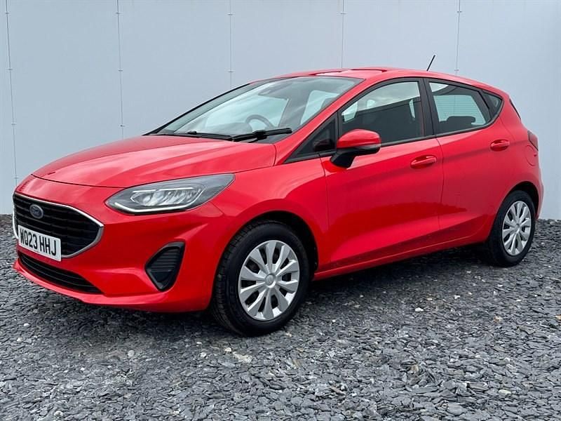 Used Ford Fiesta Trend 75 HP (55 kW) 2023 Red Hatchback