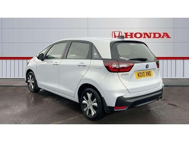 Second-hand Honda Jazz Elegance 122 CP (89 kW) 2023 Alb Hatchback