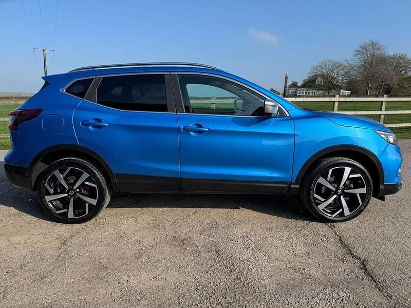 Used Nissan Qashqai Tekna+ 110 HP (80 kW) 2017 Blue SUV