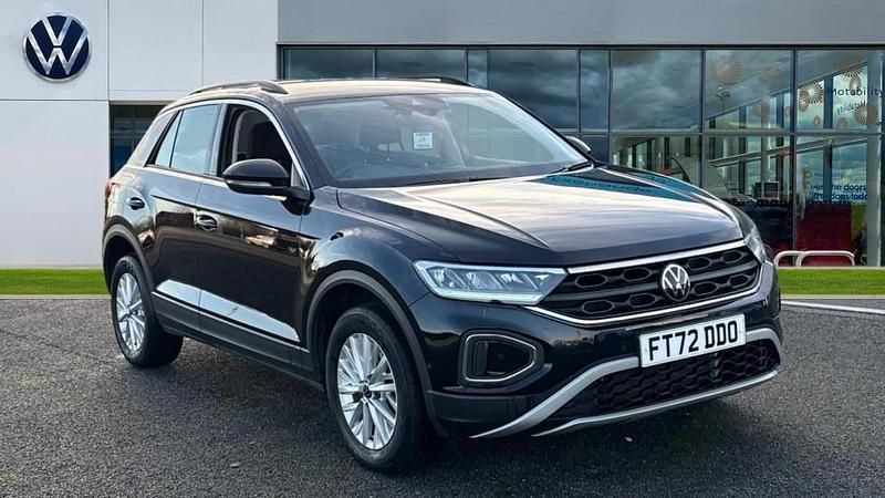 Deep black Used 2023 VW T-Roc Life SUV | £16,881 (Fair price) - Image 1/4
