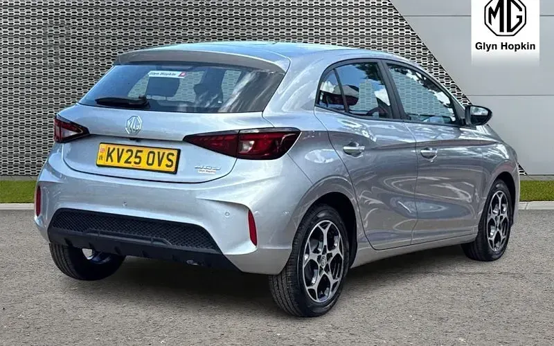 New MG MG3 SE 116 HP (85 kW) 2025 Silver Hatchback