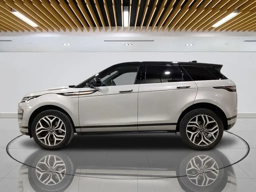 Used Land Rover Range Rover evoque First Edition 180 HP (132 kW) 2019 SUV