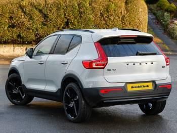 New Volvo XC40 Ultra 163 HP (119 kW) 2025 Grey SUV