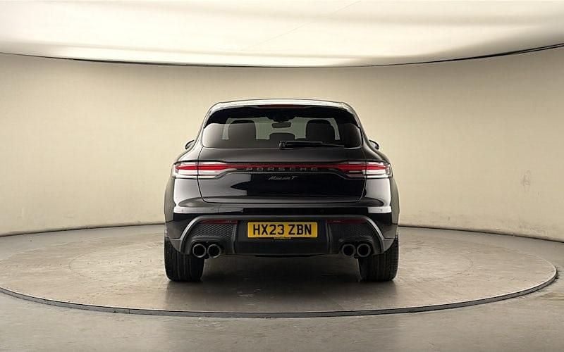 Used Porsche Macan 265 HP (194 kW) 2025 SUV