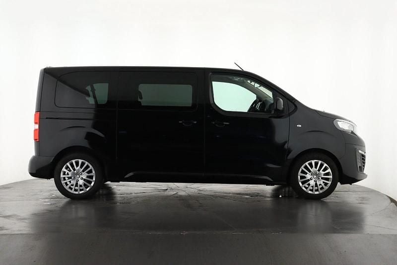 Used Peugeot e-Traveller Active 98 kW (134 HP) 2021 Black MPV